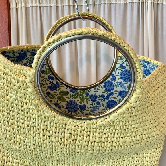 Vintage Yellow Straw Woven Handbag Purse Round Metal Handles - Picture 2 of 9